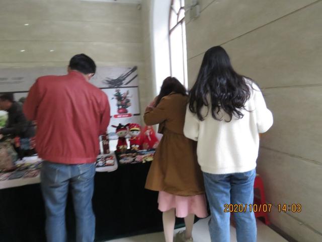 江汉路 双节中的江汉路非遗集市