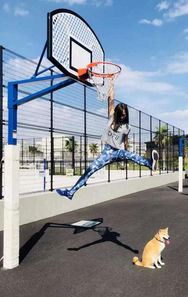 日夲美屯女妽宫河麻耶，颜值高，身材凹凸有致！