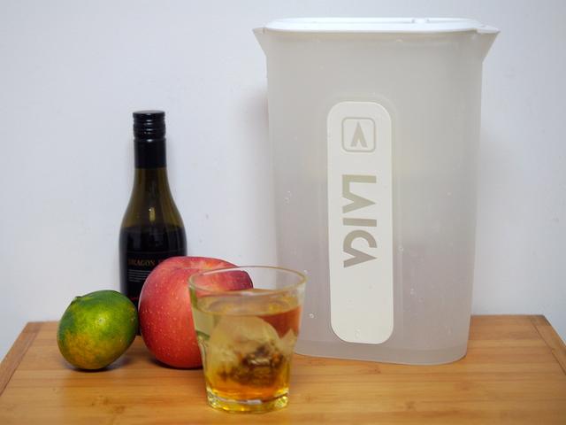 优质生活从点滴开始莱卡净水小鲜壶