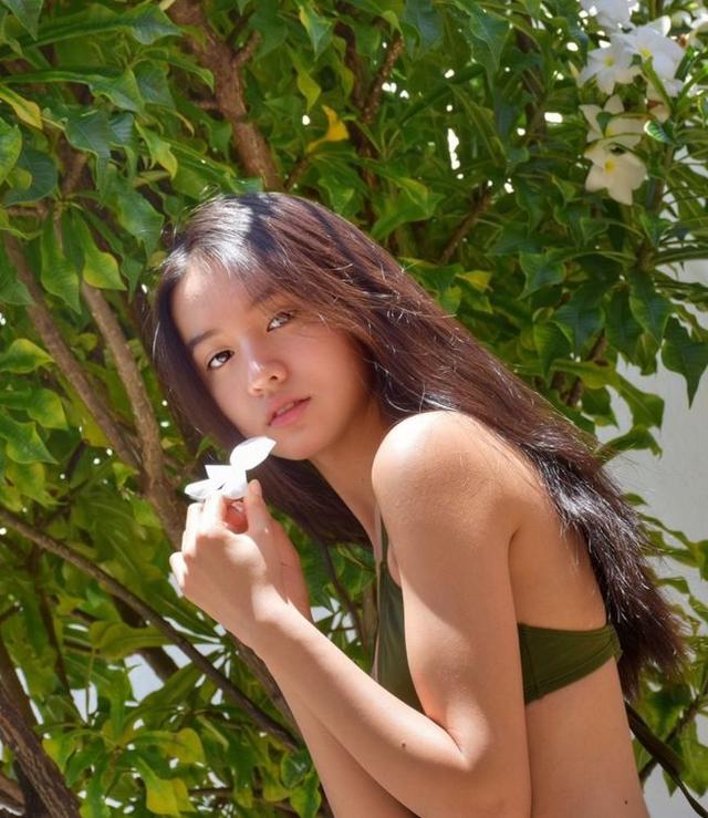 16 year old bikini model