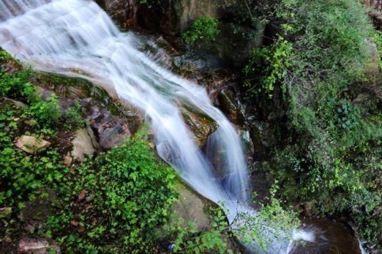 中华圣山：卢崖风光甲太室