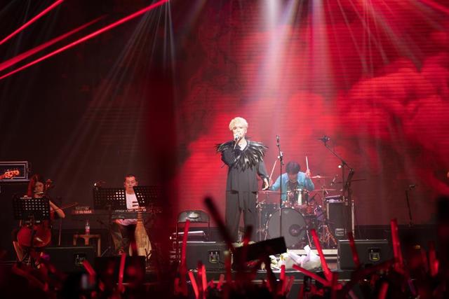 从人气歌手成功"入局"带货直播 沈煜伦抗住了这份挑战