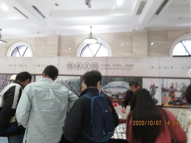 江汉路 双节中的江汉路非遗集市