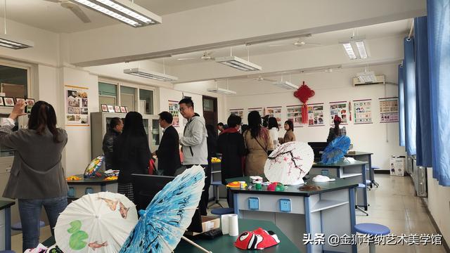 西安市黄河中学教育集团举行省、市、区三级三类“名师＋”研修共同体美术学科联合大教研活动！！