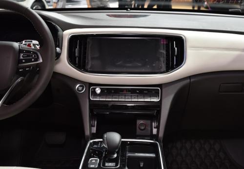 2020款传祺GS8外观延续经典，内饰配置大革新