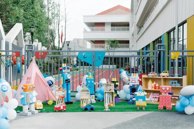 西航港机场路幼儿园郑岚菁：遇见特别的你，也是我的幸运