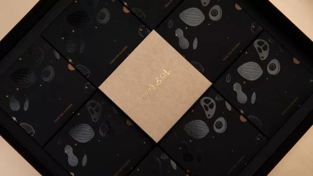 月饼礼盒的包装设计，颜值很高又赋有设计感(图36)
