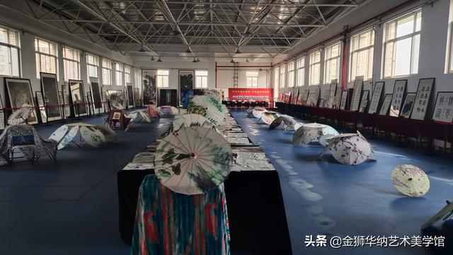 西安市黄河中学教育集团举行省、市、区三级三类“名师＋”研修共同体美术学科联合大教研活动！！