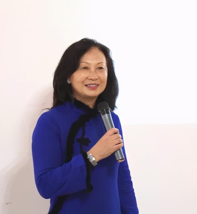 天府新区2020-2021教师读书沙龙活动麓山光亚学校现场