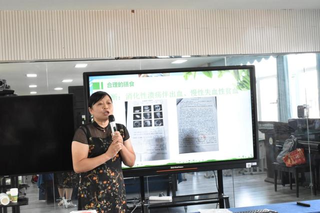 走出营养误区  迈向健康之路 ——双流区实验小学（东区）健康营养培训报道