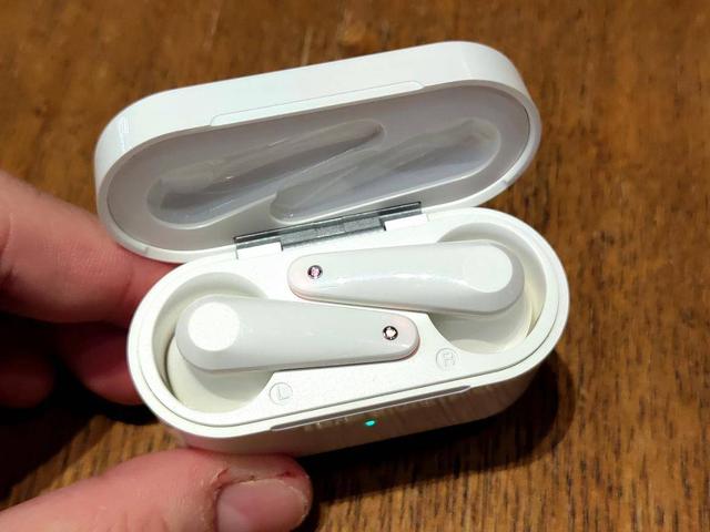 西圣ASN半入耳蓝牙耳机，带来超越百元级颜值与音质的体验