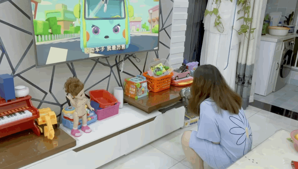 家庭清洁吸拖一机轻松搞定：洒拖F6吸拖一体机实测体验