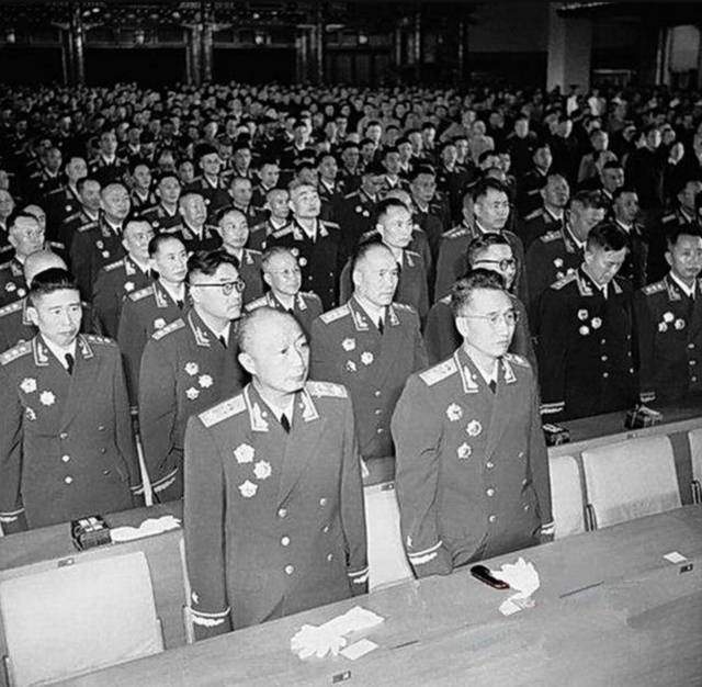 陆弃│装甲兵之父许光达:几次让衔,却被评为最年轻的开国大将 陆弃│装甲兵之父许光达:几次让衔,却被评为最年轻的开国大将