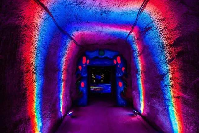 台达Vivitek(丽讯)邀您探索首个洞穴式超媒体梦幻乐园