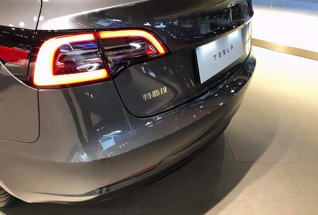 向22万底价再进一步！特斯拉Model 3新车型申报：换装国产电机，功率提升成本下降