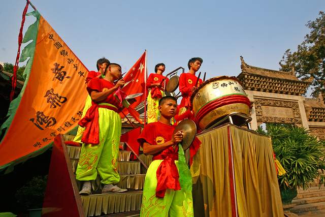 正月十五闹元宵，邀你来广东过元宵节，体验别样习俗