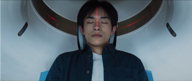 《送你一朵小红花》的七个细节和一处BUG，票房过8亿不是运气