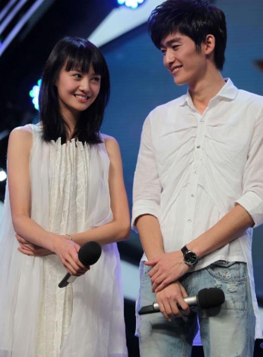 不少网友表示不怪男方,和郑爽谈恋爱的一个个都挺惨,她的几任男朋友都