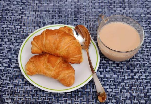 减肥|减肥很简单：早餐3不吃、午餐2不吃、晚餐1不吃，轻松瘦到90斤