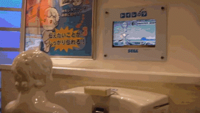 日本人把游戏机安在了小便池，膀胱不给力的人都不好意思玩…