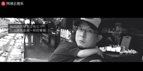 金曲奖拿到手软的他们，复出演唱会的第一首歌我就泪目了