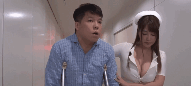 美女GIF邪恶图片 妹子们的胸如何长这么大的 - 第2页 热门段子 热图1