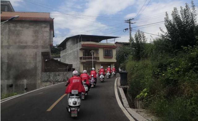 火遍川贵渝!台铃经典IP超远里程挑战赛打卡20多个城市地标,跑得更远更有实力!