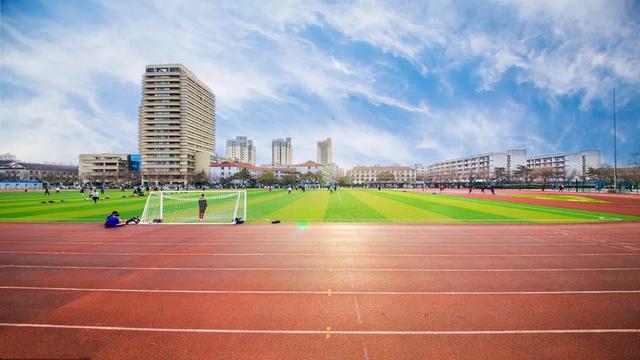 再为青少年健康运动添砖加瓦上海兴伟学院 吹 起气膜馆 公司新闻 约顿 Metaspace 膜结构空间技术应用服务商 气膜定制解决方案
