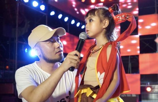 啤酒节|哪吒小仙女走进西安大唐西市 登台献艺 喝彩连连