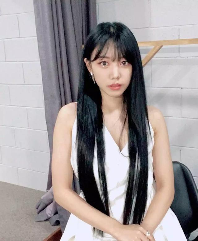 apink金南珠solo首剪短发引热议形象反转变身女战士