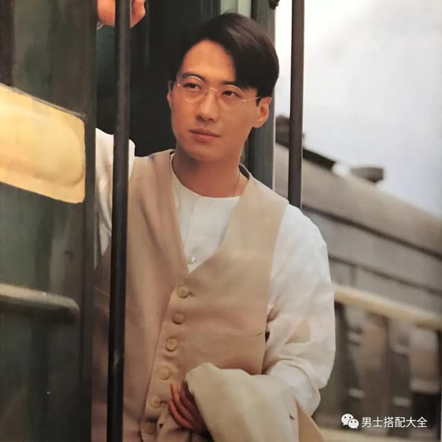 「港风穿搭」究竟有什么特点