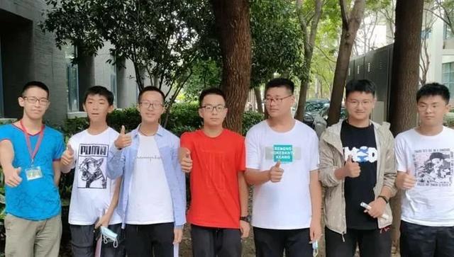 东南大学开学迎来“少年天团” 少年学霸养成记