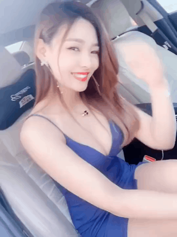 性感妹子的GIF另类图片 车模姐姐的身材爆炸了 热门段子 热图5