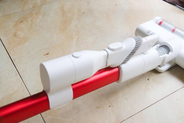 居家解放双手，不知吸尘器怎么选？大未全新轻量级吸尘器
