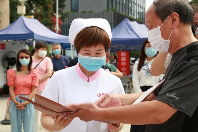 兑现迟到七个月的承诺！白衣换白纱，你是最美的新娘！