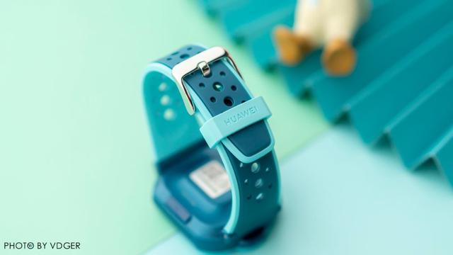 华为儿童手表3 Pro超能版体验，九重AI定位，给孩子一个更安全的保障-VDGER