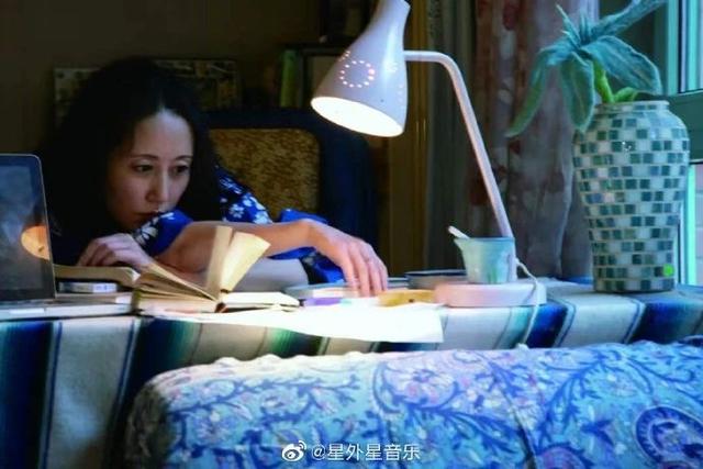 她是最美摇滚女将，沉寂9年，再发新专辑唱出人生真谛
