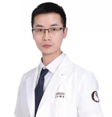 脱发|新生植发对患者进行一对一跟踪养护 全面解决毛发问题