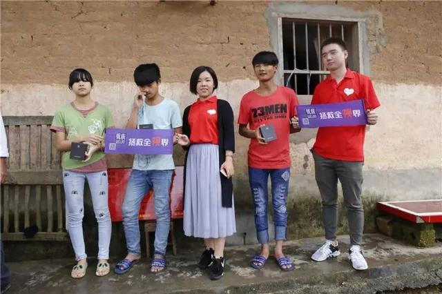 “慈善融真情，爱心无止境”，《发现品牌》栏目组爱心公益行活动（博白站）