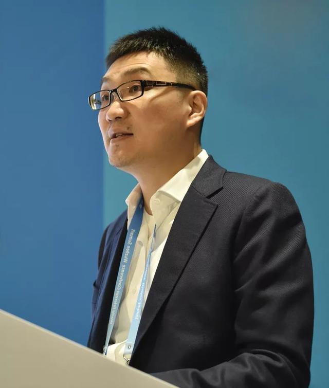 一夜爆涨1000亿拼多多黄峥靠什么登顶上海首富