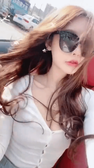 看了脸红的美女GIF动图 这么美的小姐姐你竟然动手 - 第2页 热门段子 热图3