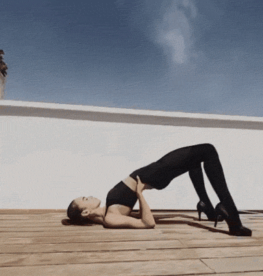 性感漂亮美女动图 铃木心春cos春丽邪恶被虐笑死了 搞笑gif 热图6