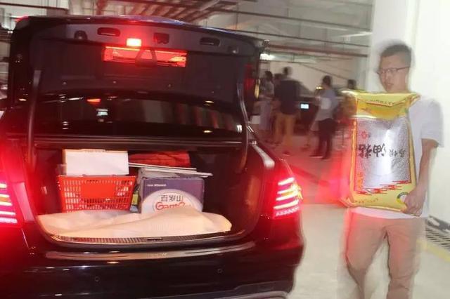 “慈善融真情，爱心无止境”，《发现品牌》栏目组爱心公益行活动（博白站）