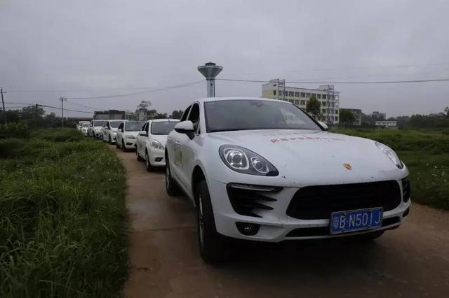 “慈善融真情，爱心无止境”，《发现品牌》栏目组爱心公益行活动（博白站）