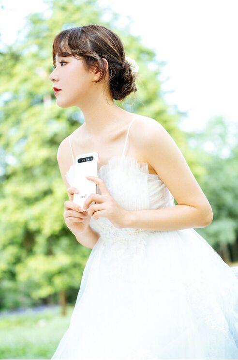 ����������ɫ������ƻ����С�ס�һ�ӻ�������17ϵ�о������ܲ�����