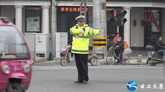 太康：交警大队全力以赴 强化交管助力“创文”