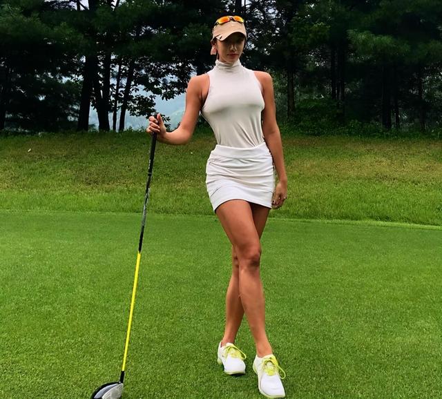 柔美与x感并存的完美钕神