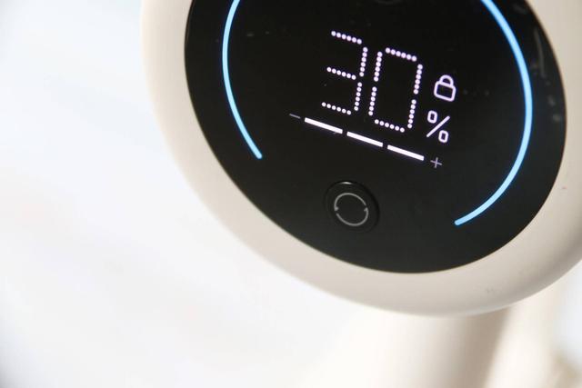 居家解放双手，不知吸尘器怎么选？大未全新轻量级吸尘器