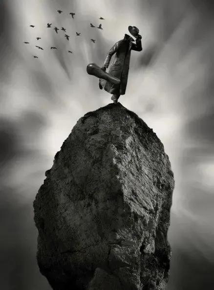 她拍下城市的孤独与繁华用直击心灵的镜头找回诗意生活