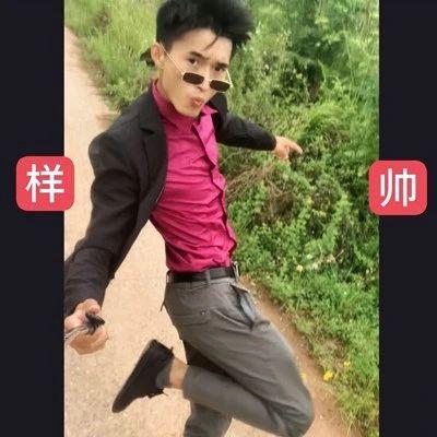 抖音超火“脚艺人”让美女秒变精神小妹，杀马特要复兴了？